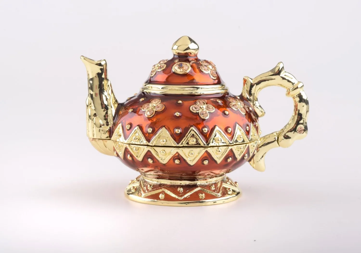 Red Tea Pot