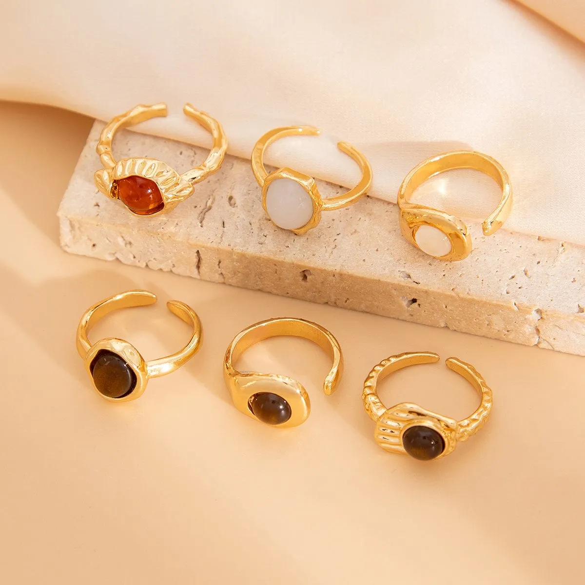 Retro Gold Plated Crystal Inlaid Textured Open Ring Set