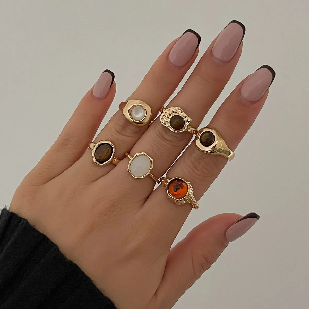 Retro Gold Plated Crystal Inlaid Textured Open Ring Set