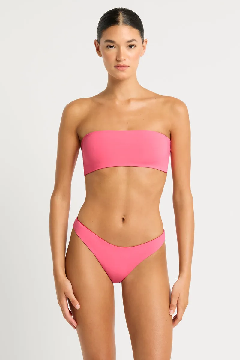 Siara Brief