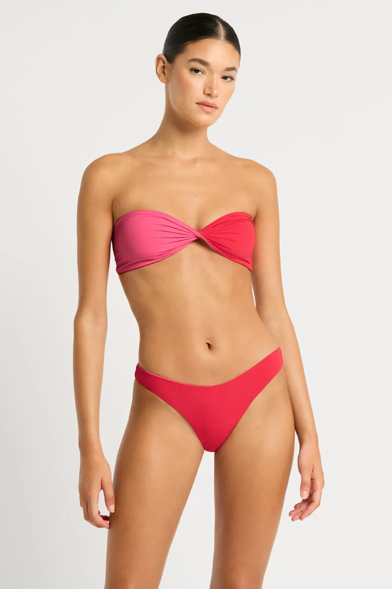 Siara Brief