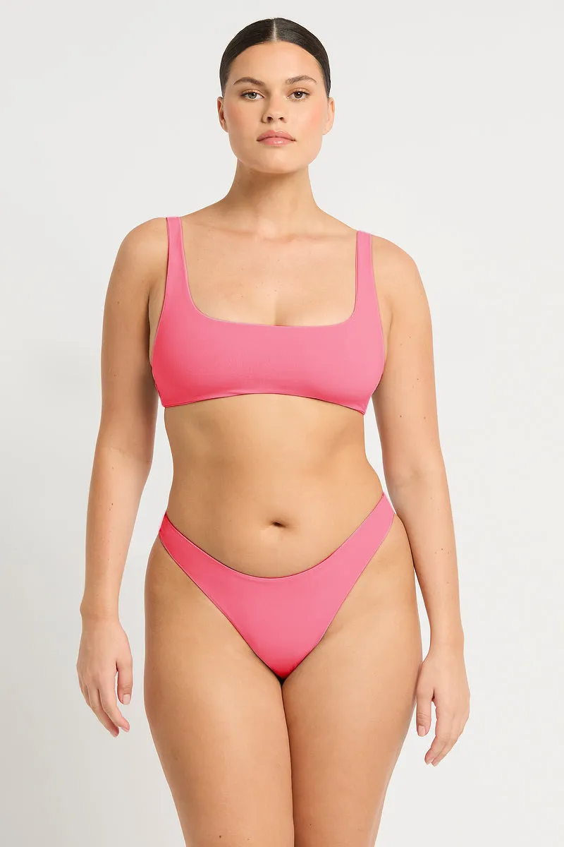 Siara Brief