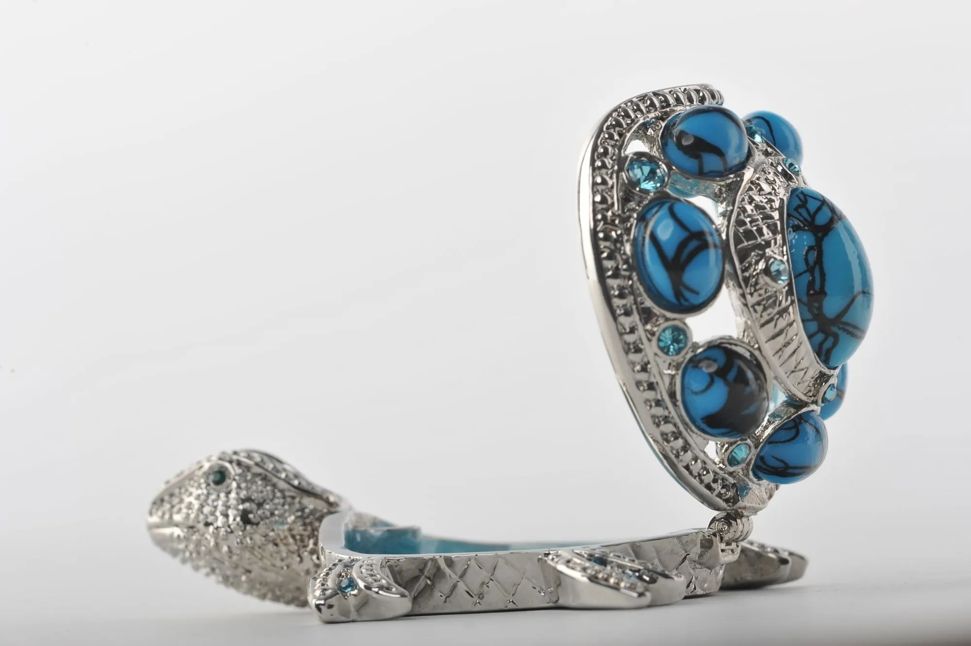 Silver Blue Turtle