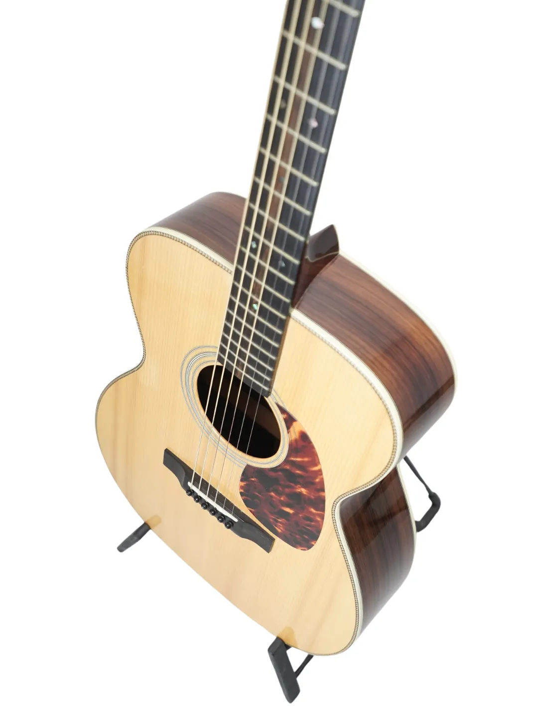 SOLD - Eastman E20-OM - China 2011