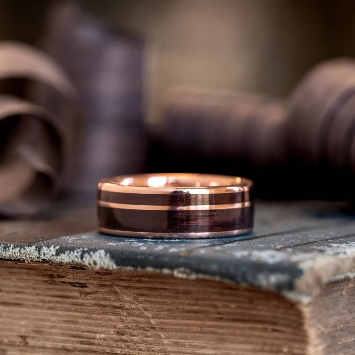 The Rosewood | Men's Gold Wedding Band with Rosewood