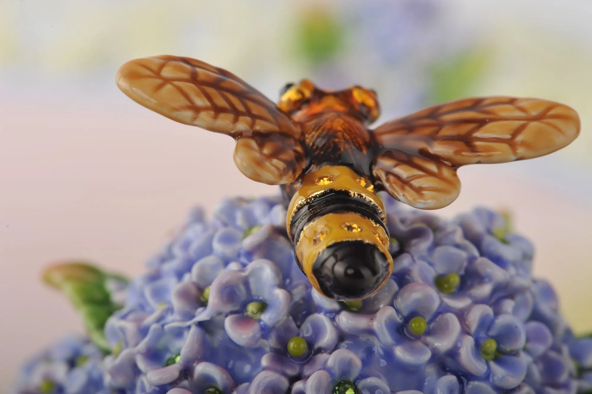 Trinket Plate with a Bee