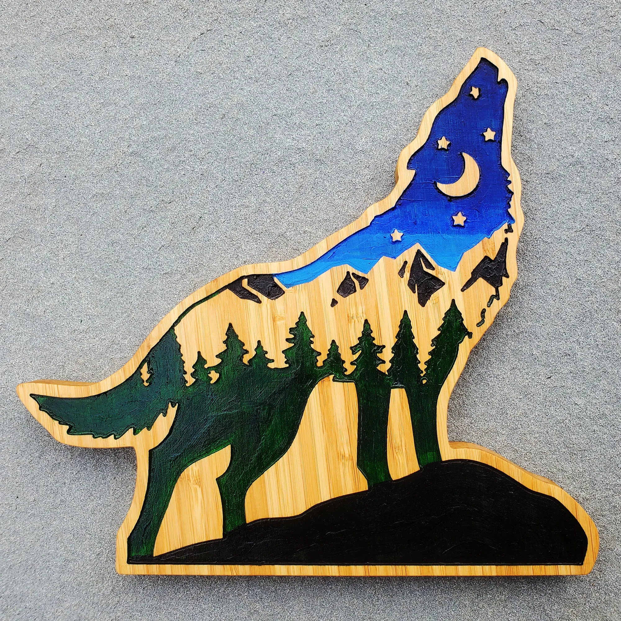 Wolf Wood Carving - Wolf Art - Artisan Wolf Decor
