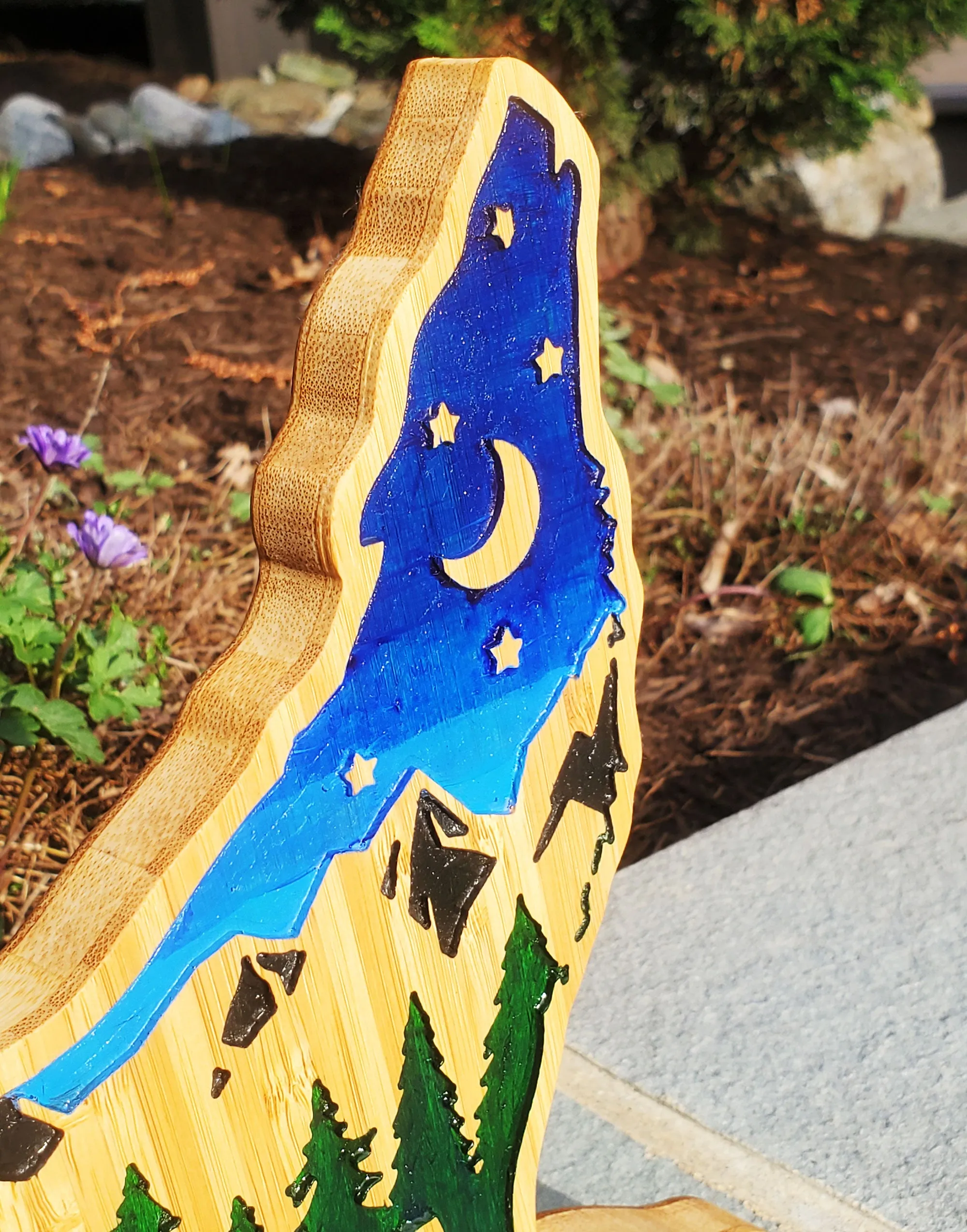 Wolf Wood Carving - Wolf Art - Artisan Wolf Decor