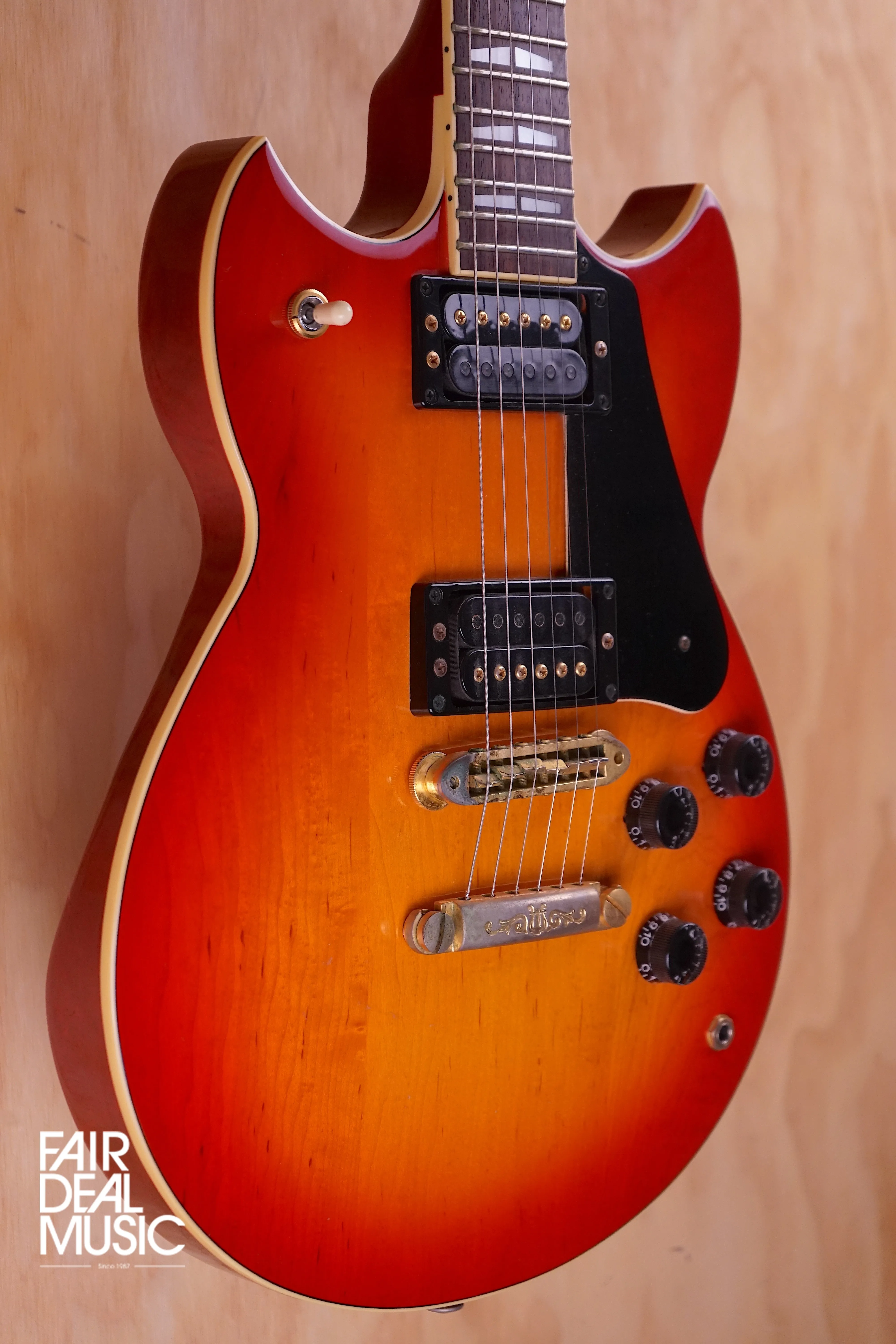Yamaha SG1000S in Cherry Sunburst, USED